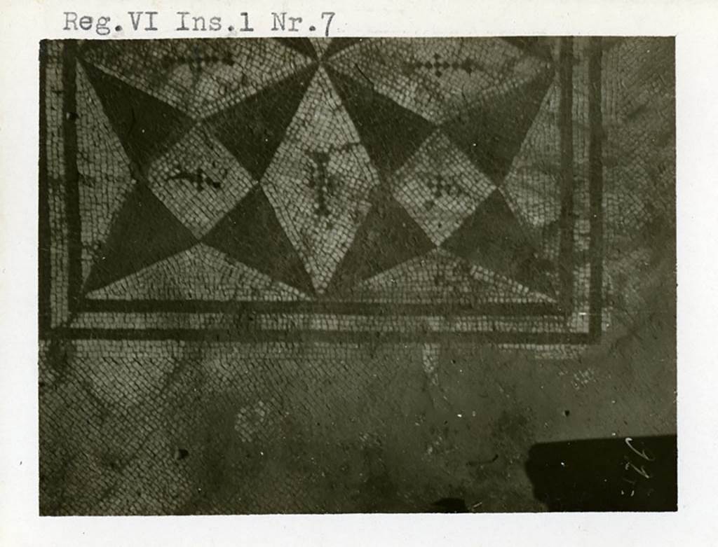 VI.1.8 Pompeii, but numbered as VI.1.7. 1937-39. Detail of floor mosaic. Photo courtesy of American Academy in Rome, Photographic Archive. Warsher collection no. 927
