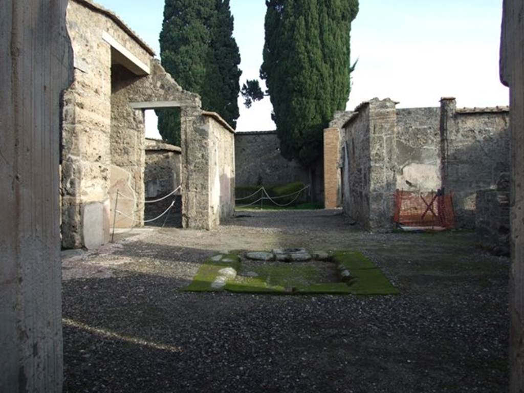 VI.1.10 Pompeii.  December 2007. Looking east across room 1, atrium.