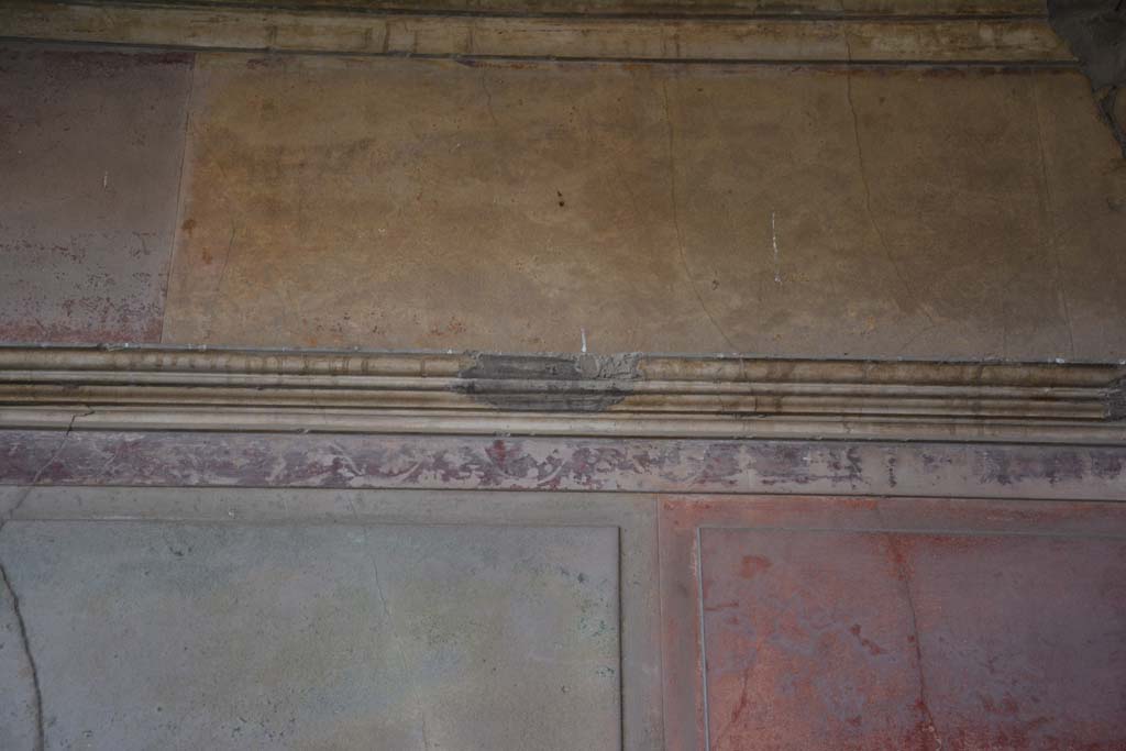 VI.2.4 Pompeii. March 2019. Detail from upper south wall towards east end.
Foto Annette Haug, ERC Grant 681269 DÉCOR.
