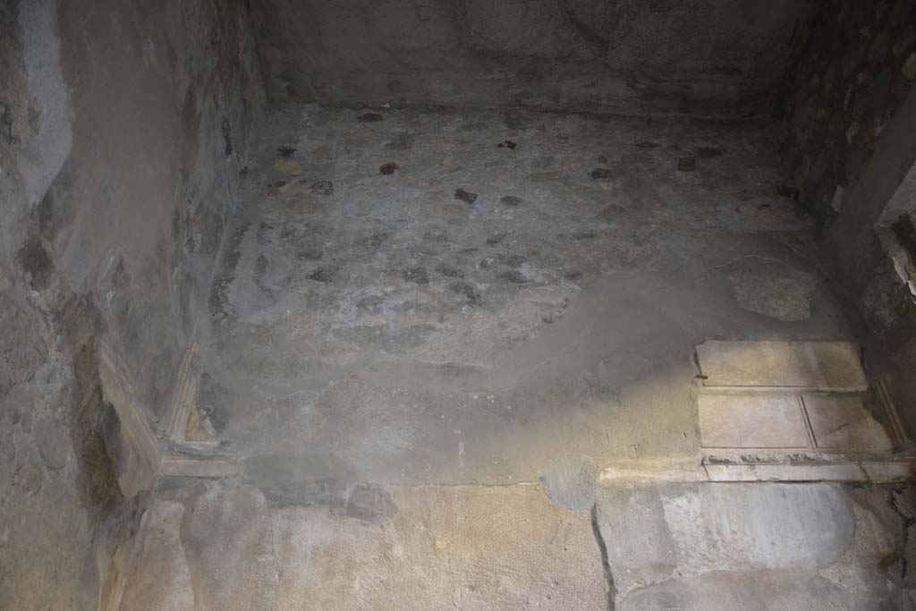 VI.2.4 Pompeii. December 2017. Upper west wall in cubiculum.
Foto Annette Haug, ERC Grant 681269 DÉCOR.


