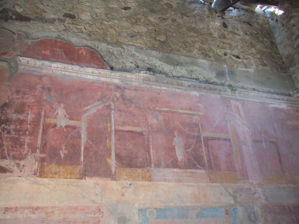 VI.2.14 Pompeii. September 2005. Triclinium painted upper west wall, above central blue panel.  