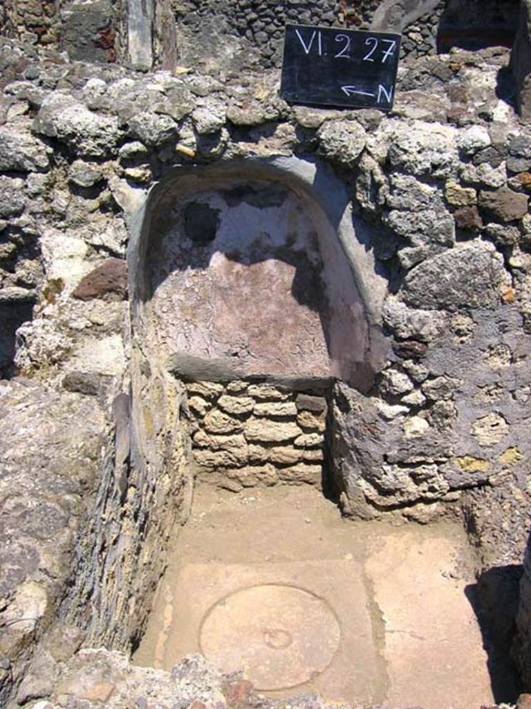 VI.2.27 Pompeii. July 2005. Looking east towards niche latrine in kitchen. Photo courtesy of Barry Hobson.