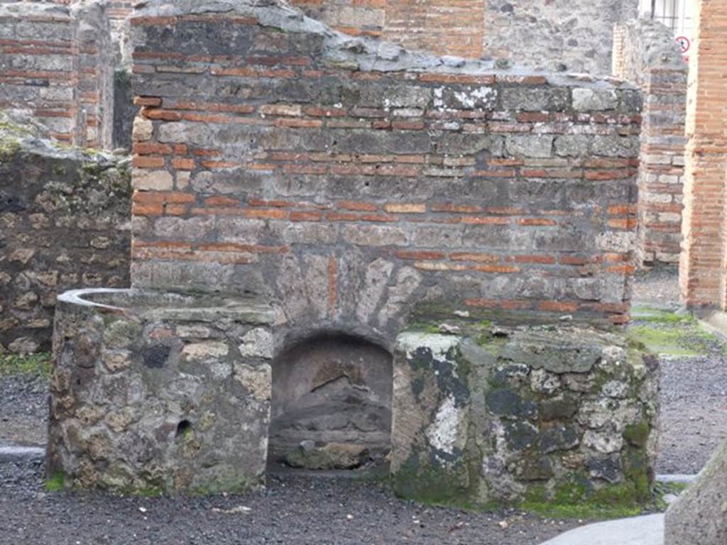 VI.3.3 House of the Baker or Casa del Forno.  Site of the household altar.
In POMPEII, it’s life and art, by AUGUST MAU, pages 388-392 – he states “at “c” there is a cistern curb (kerb?), with a large earthen vessel for holding water on either side, while the wall above was ornamented with a painting representing Vesta, the patron goddess of bakers, between the 2 Lares”. 
In WANDEGEMALDE der vom Verschutteten stadte, by WOLFGANG HELBIG he states that there is “In the pistrinum:  Indistinct Sacred painting, 85“ 
