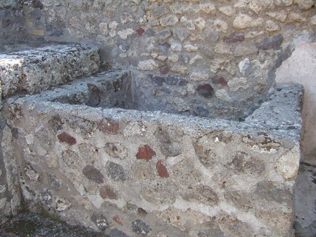 VI.3.3 Pompeii.  September 2005.  Trough or basin against west wall.