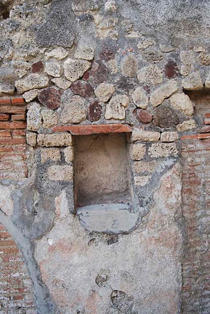 VI.3.20 Pompeii. May 2013. Niche in west wall of rear room. Photo courtesy of Paula Lock.
