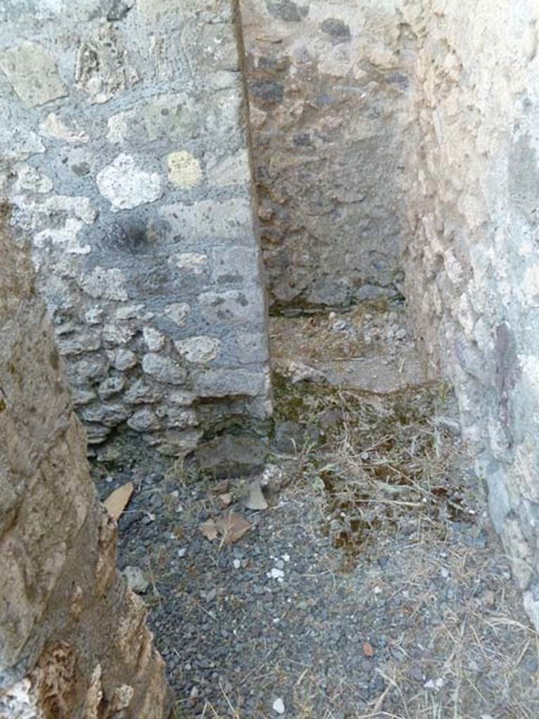 VI.5.9 Pompeii. May 2011. Looking south from inside of area in room with stairs in south-east corner of atrium.