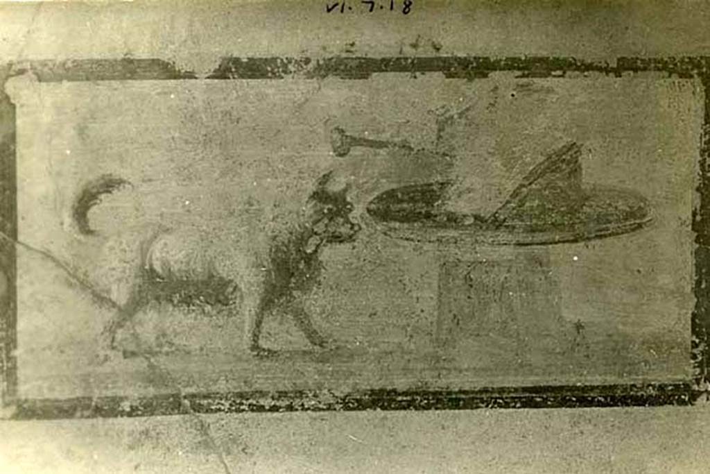 VI.7.18 Pompeii. W.1326. North wall of east portico.
According to Bragantini, the small panel on the left contained a painting of two masks, the one on the right showed a dog.
See Bragantini, de Vos, Badoni, 1983. Pitture e Pavimenti di Pompei, Parte 2. Rome: ICCD. (p.152)
Photo by Tatiana Warscher. Photo © Deutsches Archäologisches Institut, Abteilung Rom, Arkiv. 
