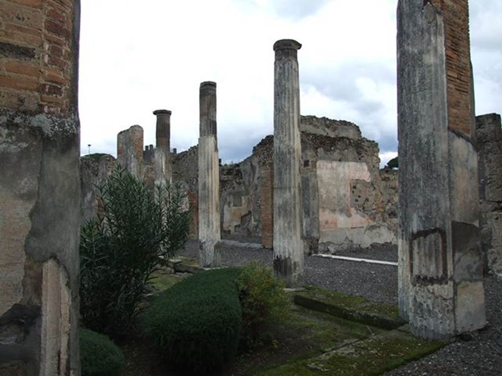VI.7.20 Pompeii. December 2006. Looking north-east across peristyle, from south portico.