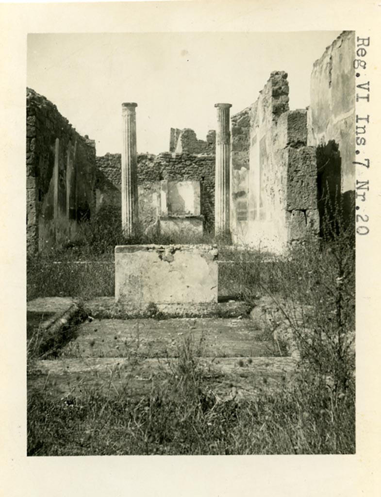VI.7.20 Pompeii. Pre-1937-39. 
Looking west across impluvium in atrium, through tablinum towards pseudo-peristyle.
Photo courtesy of American Academy in Rome, Photographic Archive. Warsher collection no. 617.
