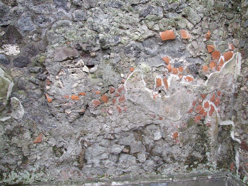 VI.7.23 Pompeii. December 2006. North wall of room to south of garden.