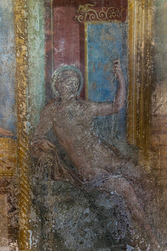 VI.7.23 Pompeii. December 2006. Cubiculum. South alcove, south wall.
Female figure leaning from a balcony.
See Caso L., in Rivista di Studi Pompeiani III, 1989, p. 112.
