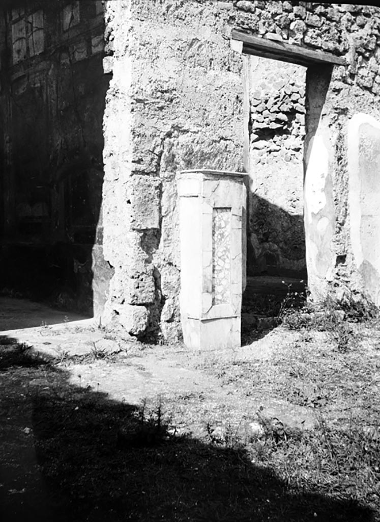 VI.7.23 Pompeii.  Room to north of Atrium reached by two steps.
