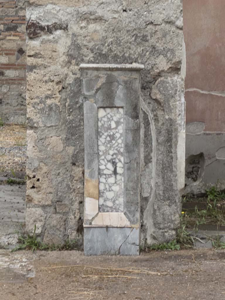 VI.7.23 Pompeii.  Room to north of Atrium reached by two steps.
