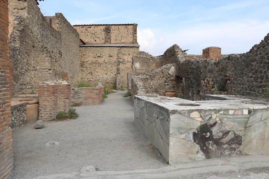 VI.8.8 Pompeii. December 2018. Looking north to rear of bar-room. Photo courtesy of Aude Durand.