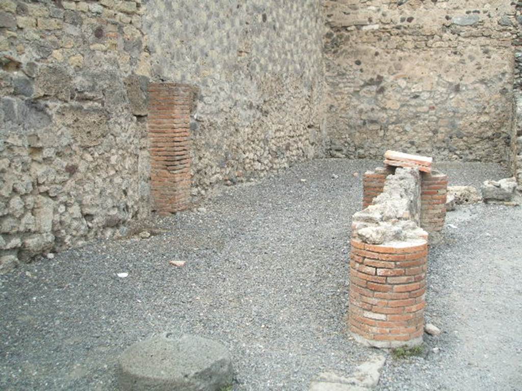 VI.8.8 Pompeii. May 2005. Looking north-west to rear.