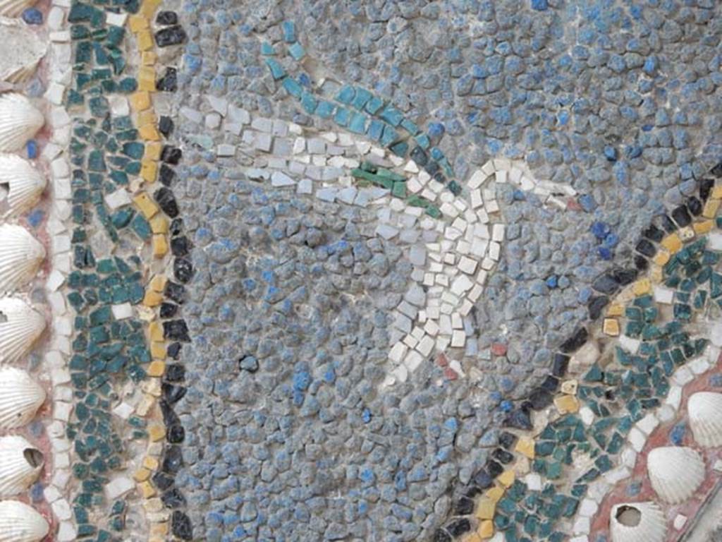 VI.8.22 Pompeii. May 2017. Detail from upper south side of fountain. Photo courtesy of Buzz Ferebee.