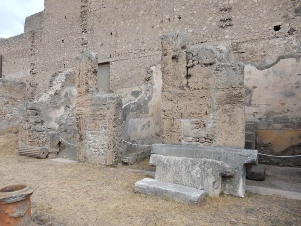 VI.8.22 Pompeii. May 2017. Doorways on north side of atrium to rooms 15, 16, 17 and 18. Photo courtesy of Buzz Ferebee.
