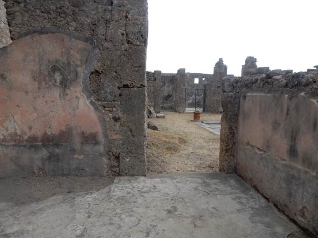 VI.8.22 Pompeii. May 2017. Triclinium, looking towards south-east corner and doorway to atrium. Photo courtesy of Buzz Ferebee.
