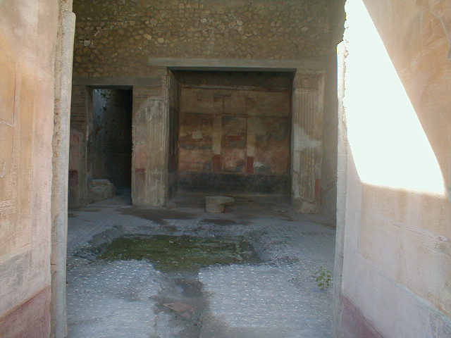 VI.8.24 Pompeii. December 2005. Entrance.