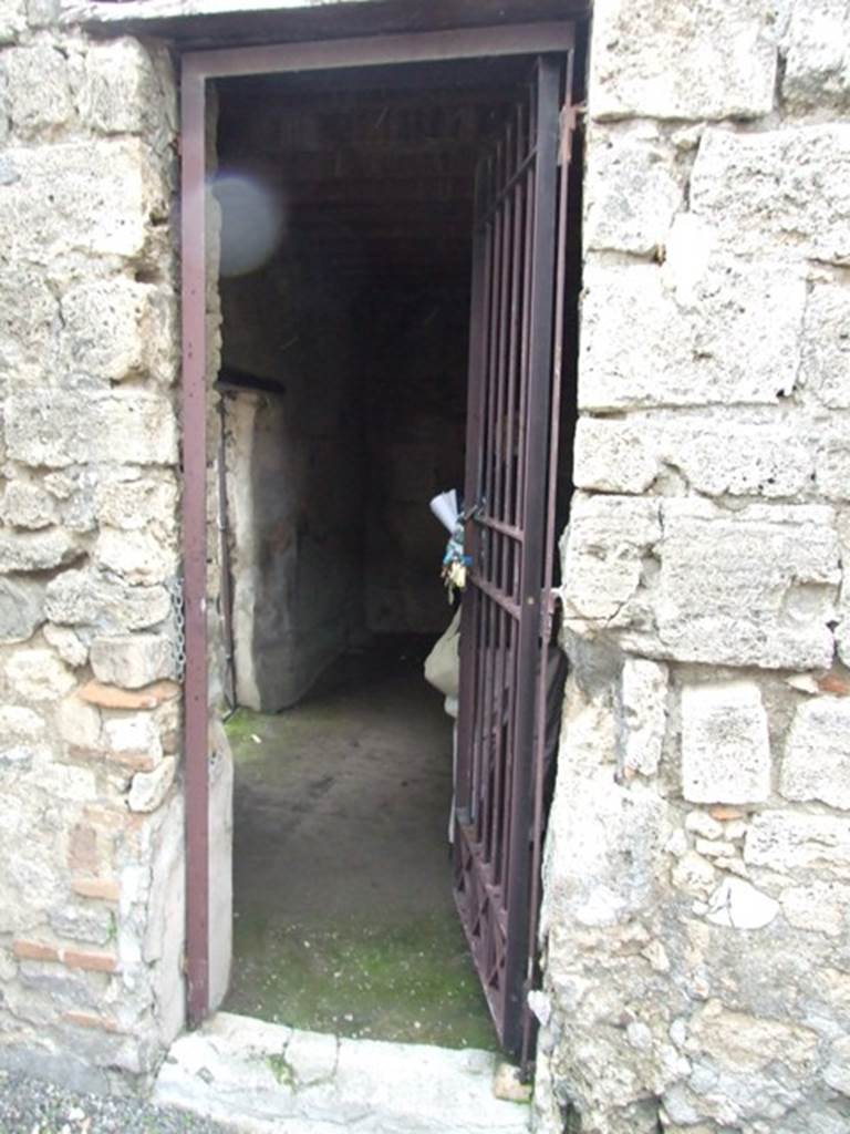 VI.10.1 Pompeii. March 2009.  Doorway to rear room on north side and other entrance at VI.10.19.
