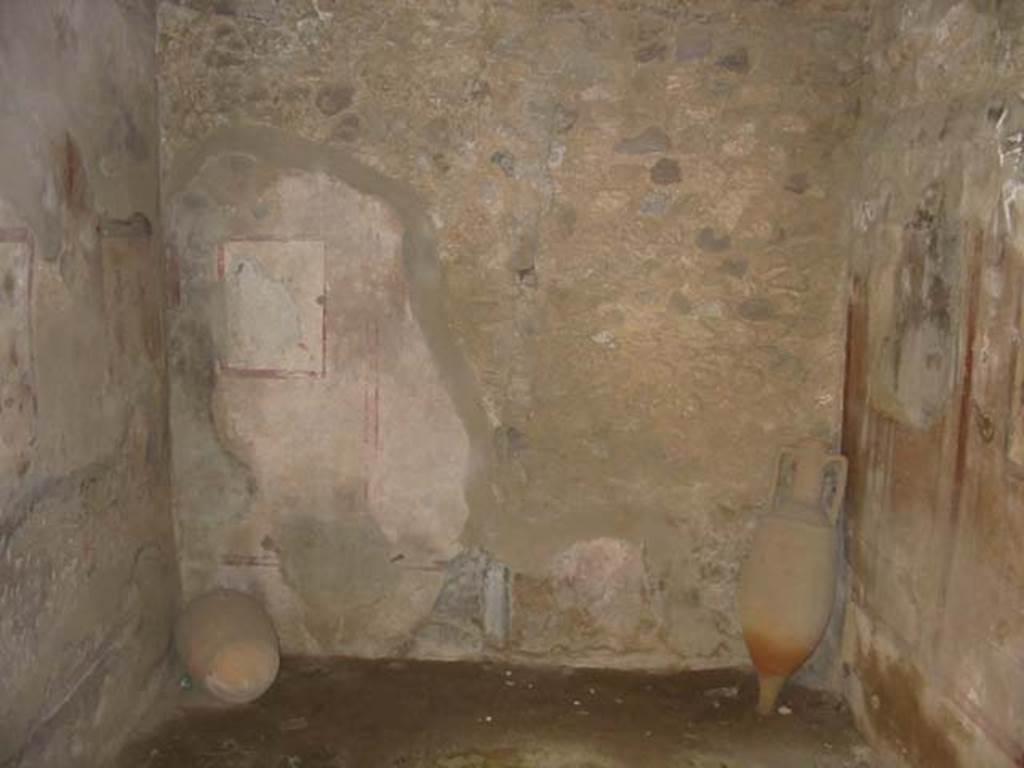 VI.10.1 Pompeii. May 2003. Looking towards east wall of rear room. Photo courtesy of Nicolas Monteix.