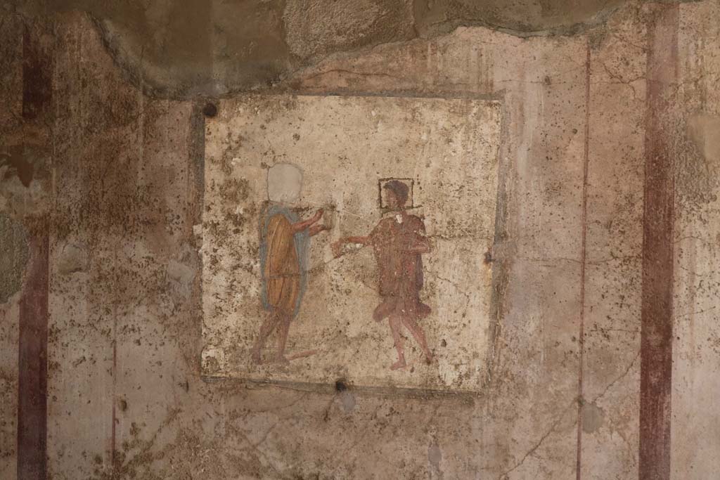 VI.10.1 Pompeii. December 2018. Detail from fresco in centre of south wall of rear room. Photo courtesy of Aude Durand.