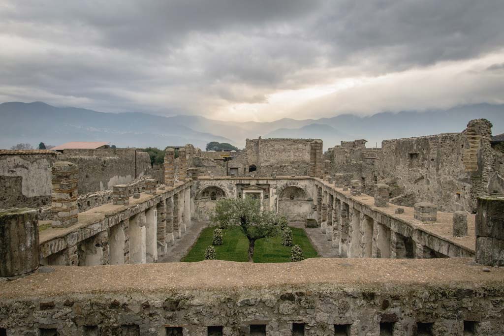 VI.10.7 Pompeii. January 2019. 
Looking south from room 10, large room or triclinium on north side of house at upper level giving views across lower garden.  
Photo courtesy of Johannes Eber.
