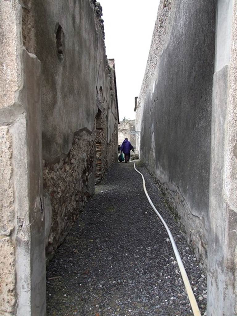 VI.11.9 Pompeii. December 2006.  
Long corridor 15 leading to servants’ quarters, bakery and small baths area.
