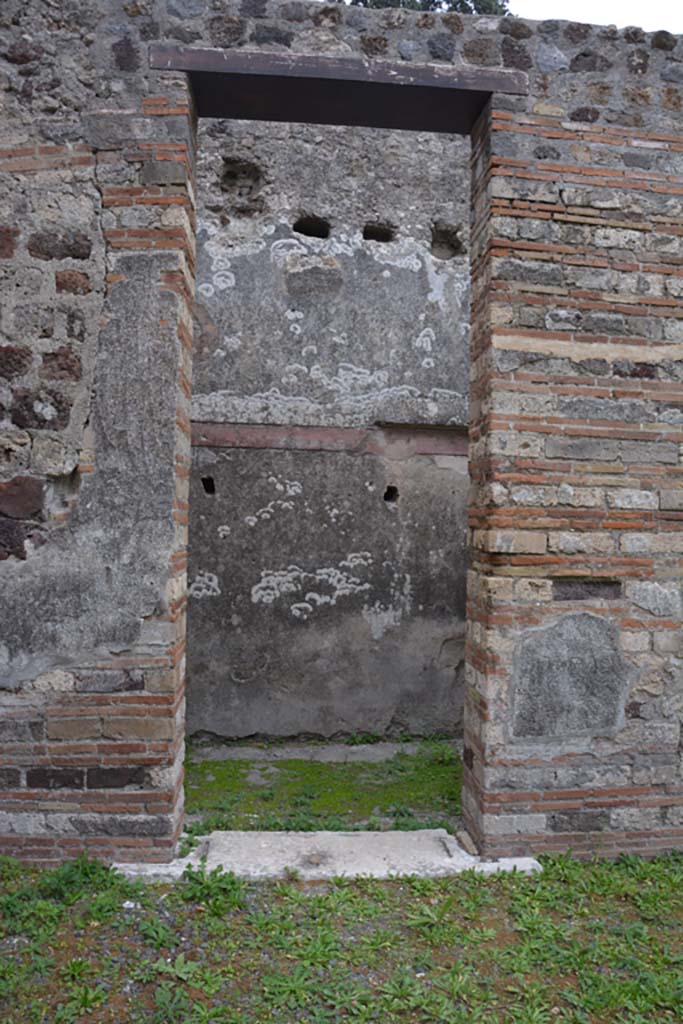 VI.11.10 Pompeii. October 2017. Doorway to room 25 on east side of entrance corridor/doorway.
Foto Annette Haug, ERC Grant 681269 DÉCOR


