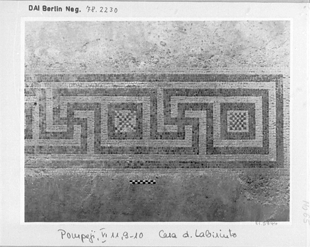 VI.11.10 Pompeii. Room 39, detail of meander pattern.
DAI Berlin 78.2230. Photo © Deutsches Archäologisches Institut, Abteilung Rom, Arkiv. 

