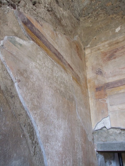 VI.11.10 Pompeii. December 2007. Room 24, painted wall of bedroom on north east corner of the peristyle.
