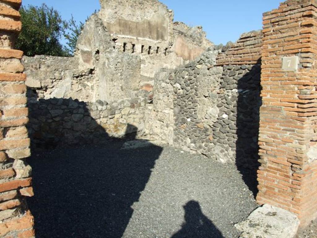 VI.14.7 Pompeii. December 2007. Shop entrance, and east wall.