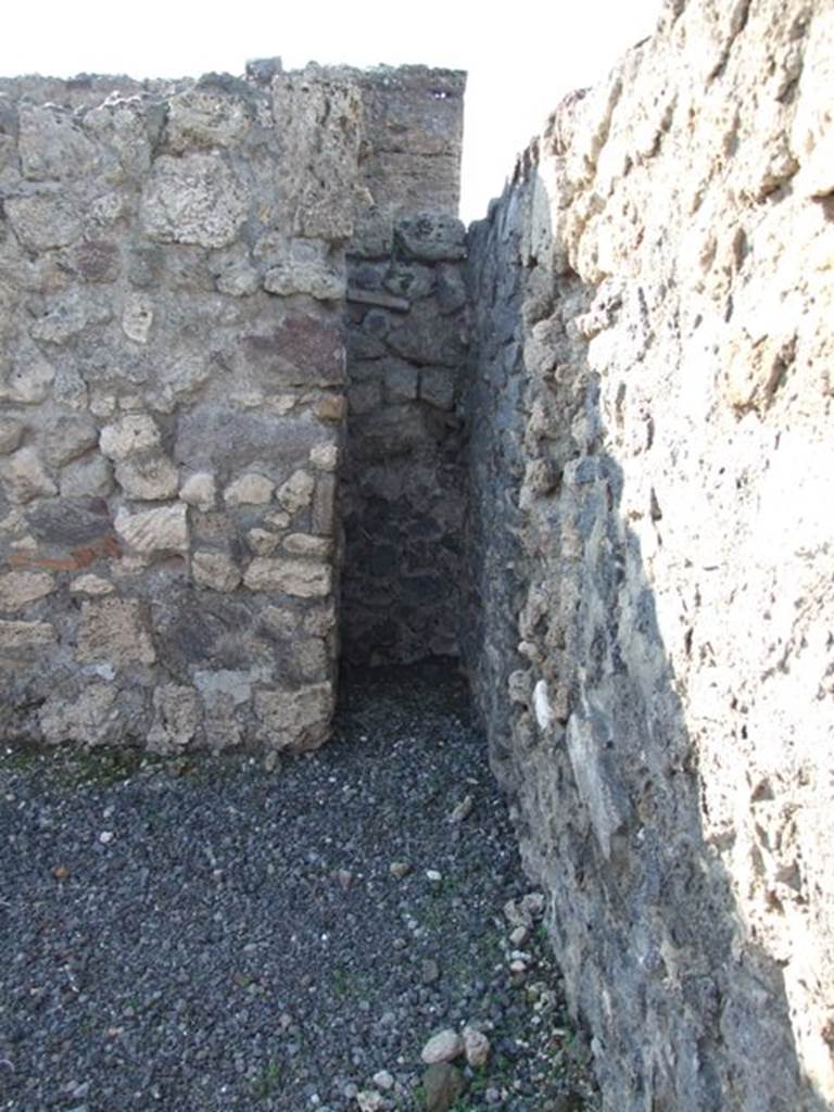 VI.14.15 Pompeii. December 2007. Recess on west wall of shop, in corner with the north wall.