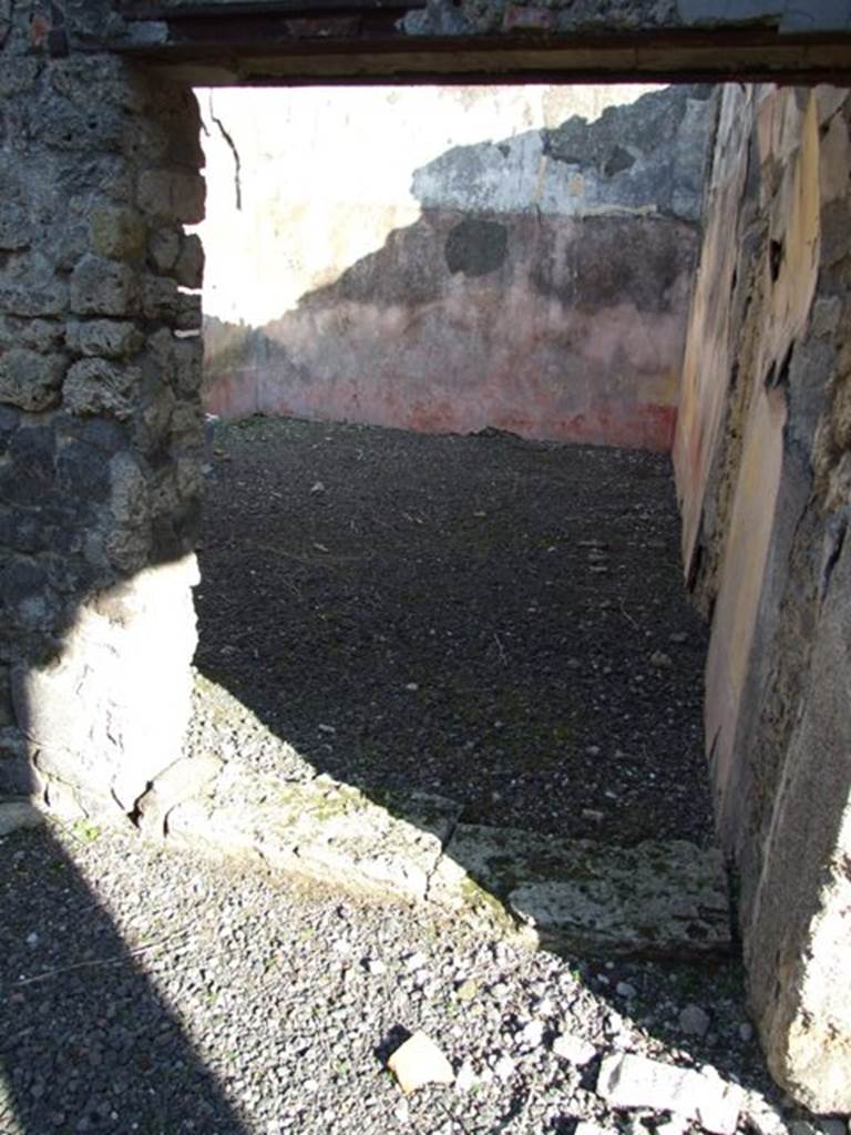 VI.14.22 Pompeii. December 2007. Doorway to room 15, triclinium, looking east.