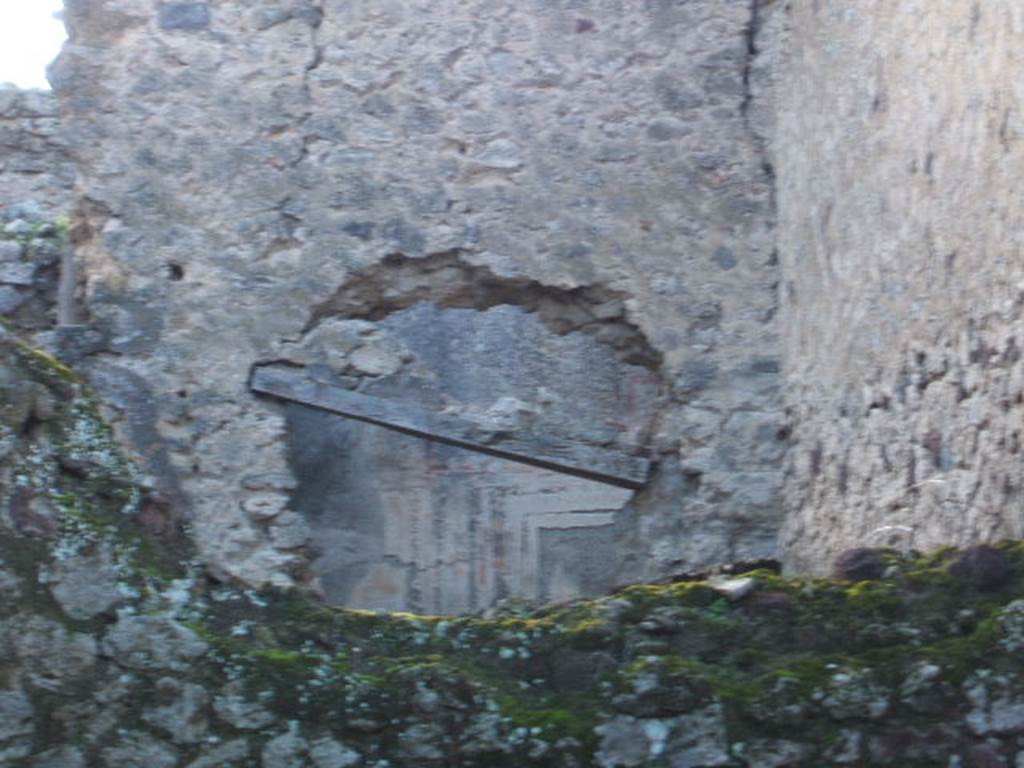 VI.14.26 Pompeii. December 2004. Looking over wall in rear room, showing doorway in VI.14.25 near collapse – repaired by May 2005
