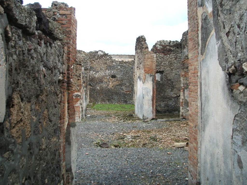 VI.14.42 Pompeii. December 2004. Looking east from entrance corridor towards atrium and tablinum.