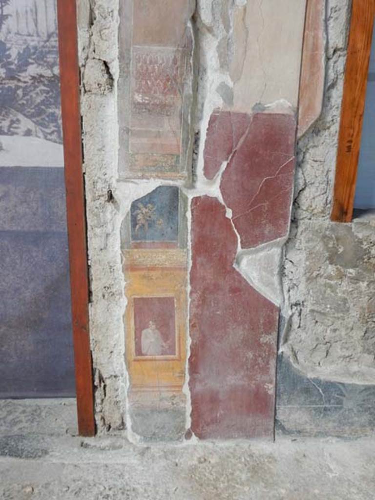 VI.15.1 Pompeii. May 2017. Painted panel on west wall of north ala. Photo courtesy of Buzz Ferebee.
