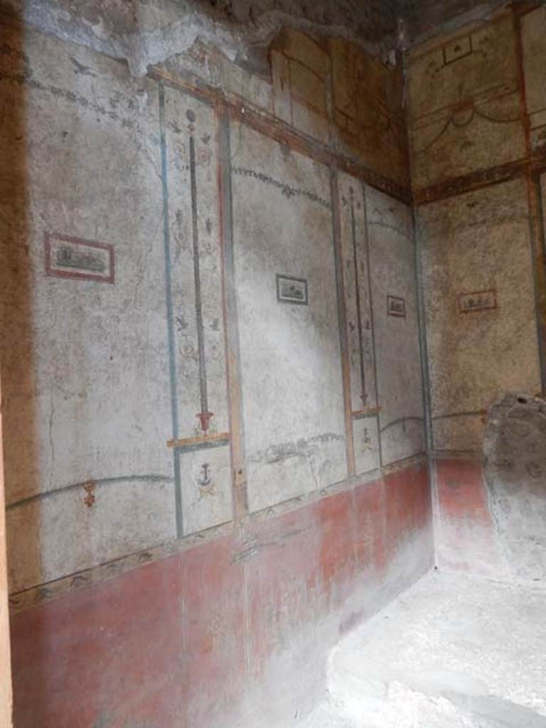 VI.15.1 Pompeii. May 2017. Painted panel from middle panel of west wall. Photo courtesy of Buzz Ferebee.
