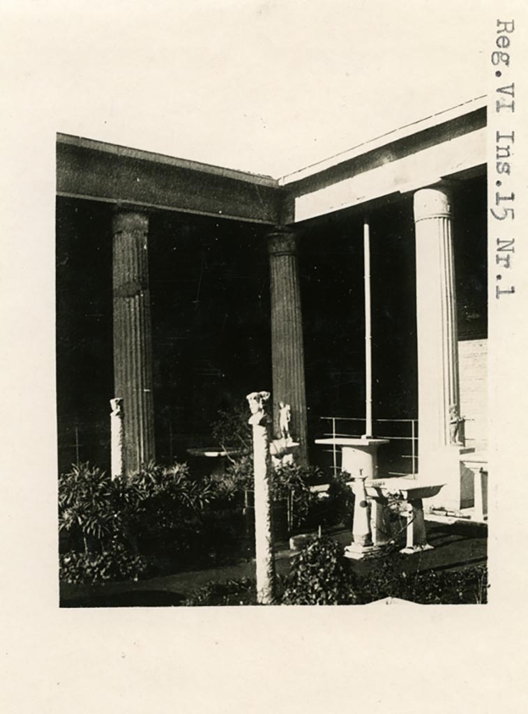VI.15.1 Pompeii. Pre-1937-39. Looking towards north-west corner of peristyle.
Photo courtesy of American Academy in Rome, Photographic Archive. Warsher collection no. 1434.
