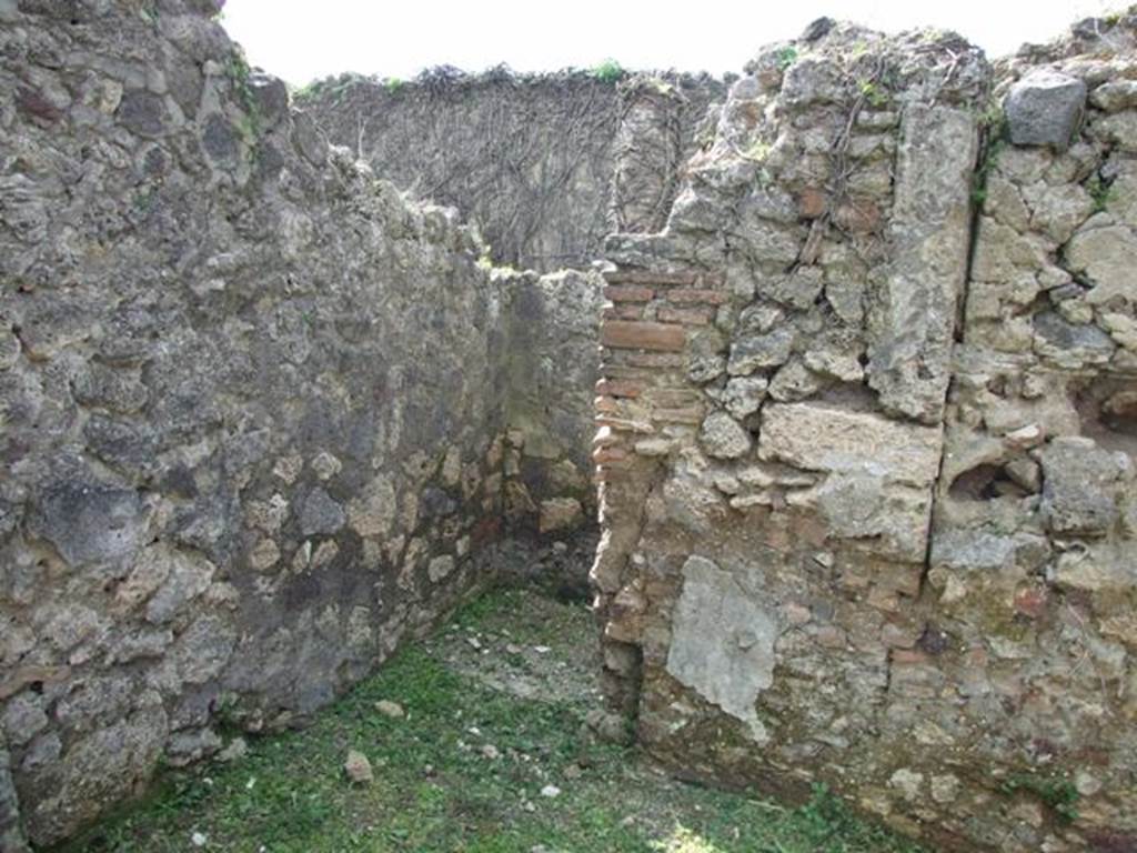 VI.15.6 Pompeii. March 2009.  Doorway to room 9. Small room under the stairs.