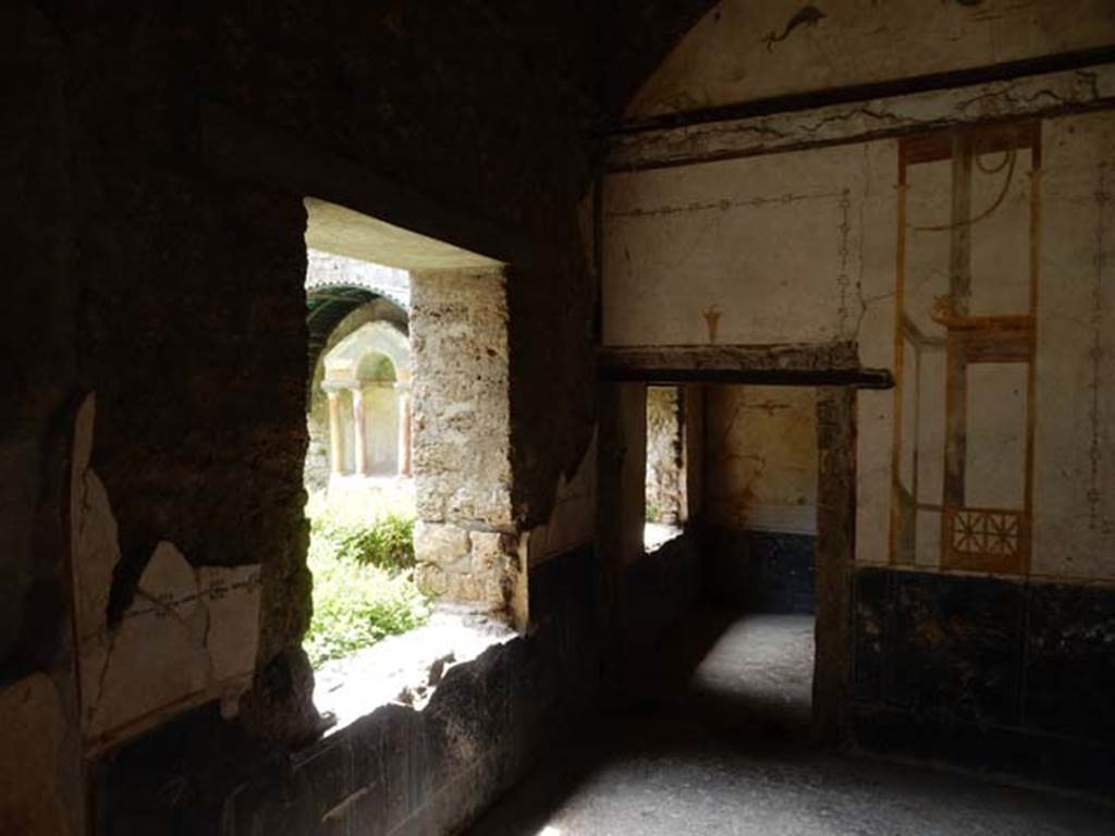 VI.15.8 Pompeii. May 2015. Window in south wall of tablinum and through doorway, window in south wall of cubiculum. Photo courtesy of Buzz Ferebee.

