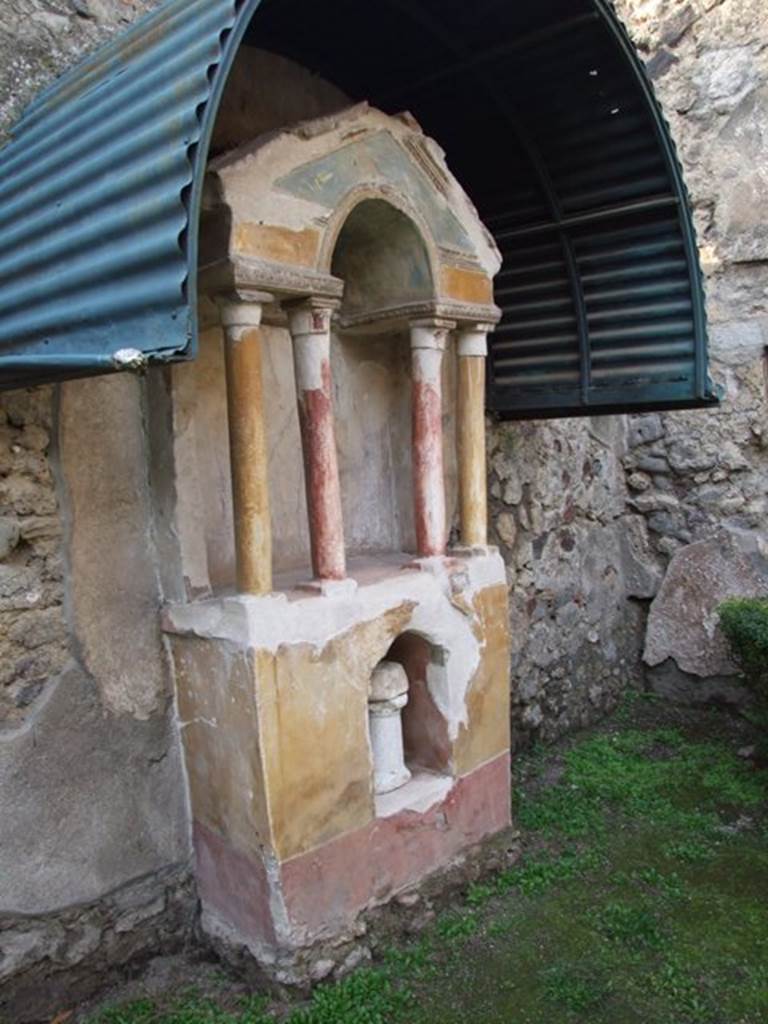 VI.15.8 Pompeii. June 2019. Household shrine in the garden on the west side of the portico.
Photo courtesy of Buzz Ferebee.

