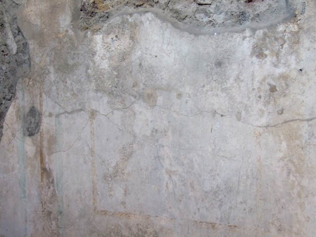 VI.15.9 Pompeii. March 2009. Remains of wall painting in triclinium.