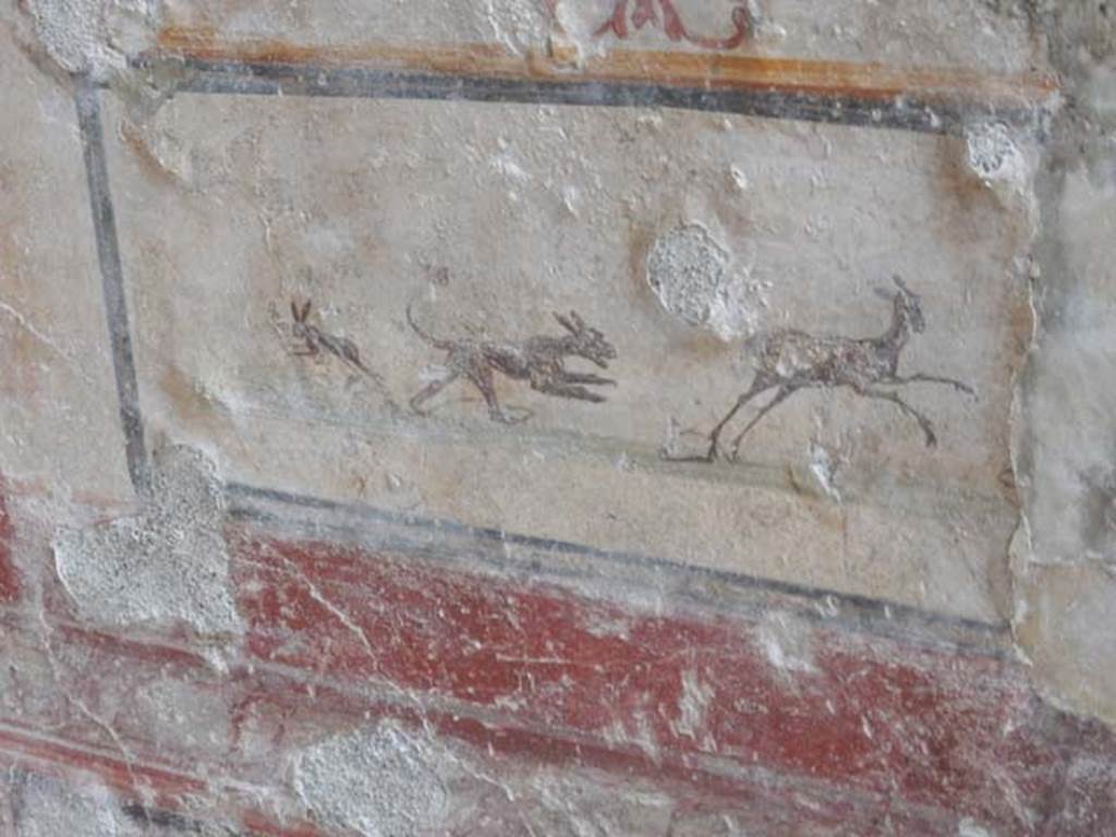 VI.16.15 Pompeii. May 2015. Tablinum D, detail of wall painting of hunt from north wall. Photo courtesy of Buzz Ferebee.
