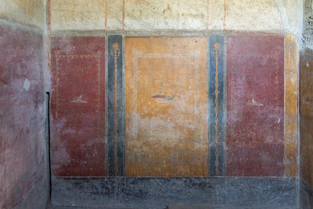 VI.16.15 Pompeii. January 2024. West wall. Photo courtesy of Johannes Eber.