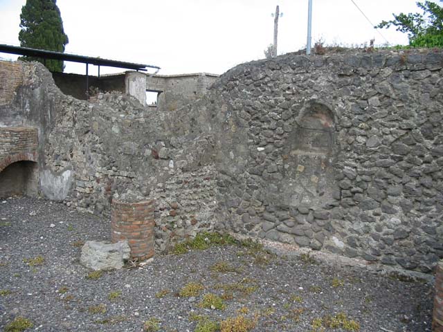 VI.17.4 Pompeii. September 2021. 
Second masonry column near south wall. Photo courtesy of Klaus Heese.


