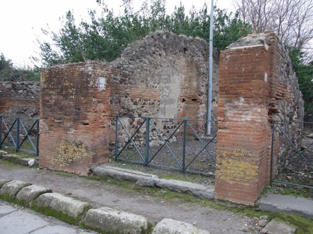 VI.17.6 Pompeii. December 2007. Entrance doorway on west side of Via Consolare, looking south-west.