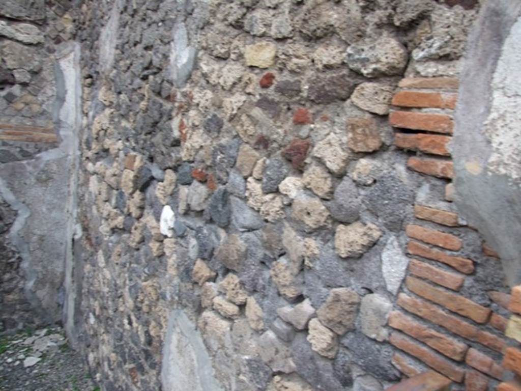 VI.17.34 Pompeii.  Shop.  December 2007.  North wall.
