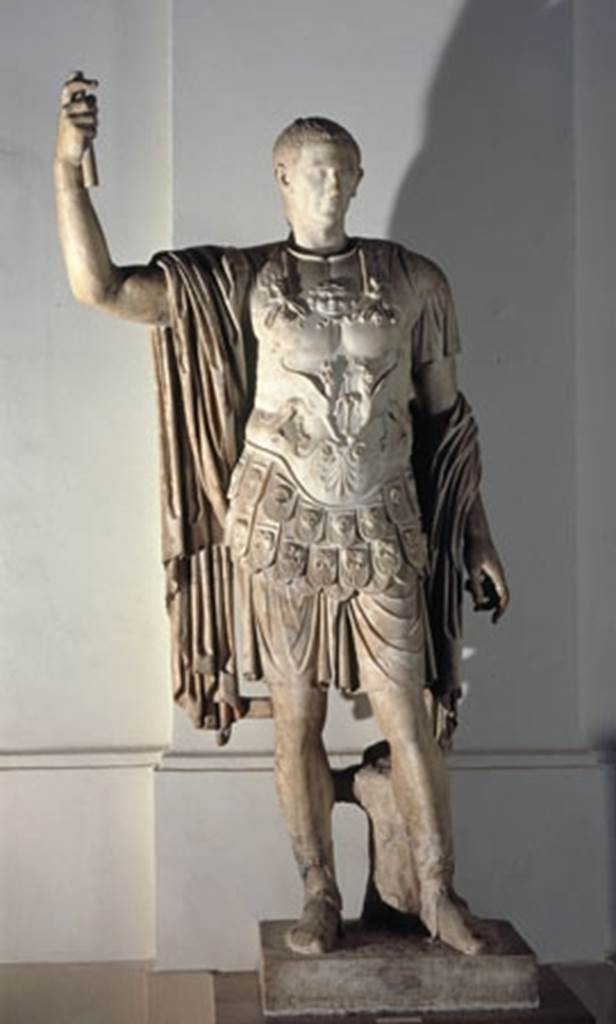 Statue of Holconius Rufus. Now in Naples Archaeological Museum, inventory number 6233.
