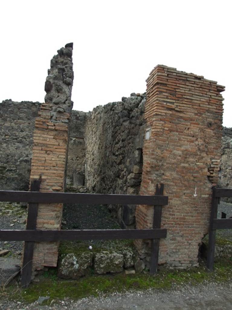 VII.1.30 Pompeii. December 2007. Entrance.